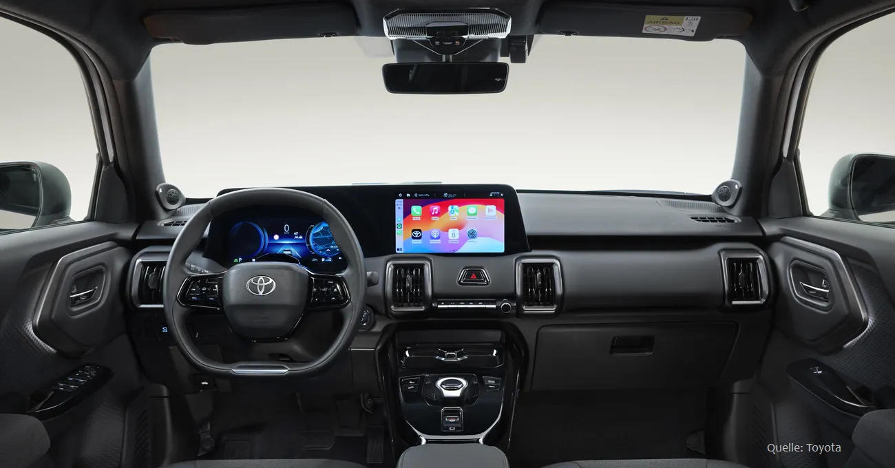 Toyota Urban Cruiser EV Preise und Daten interieur INSTADRIVE ecarso