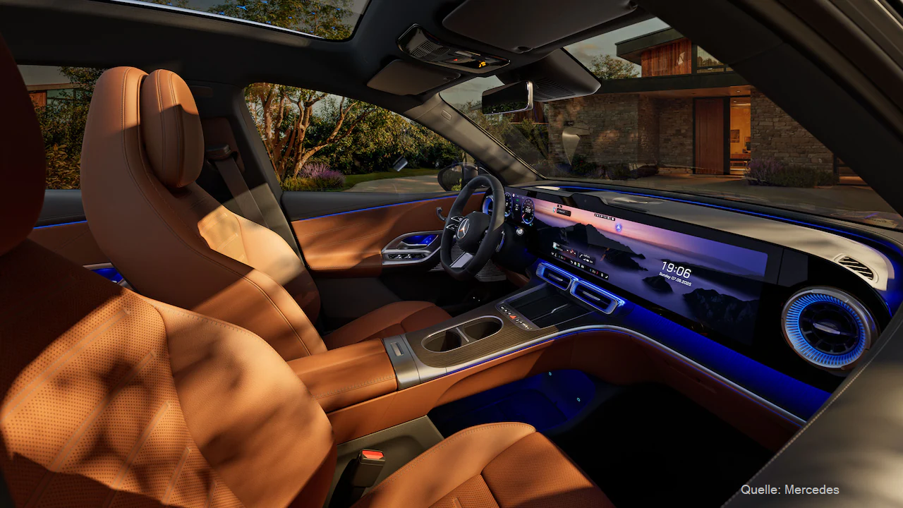 Mercedes GLC Elektro Vorstellung IAA 2025 Cockpit INSTADRIVE ecarso