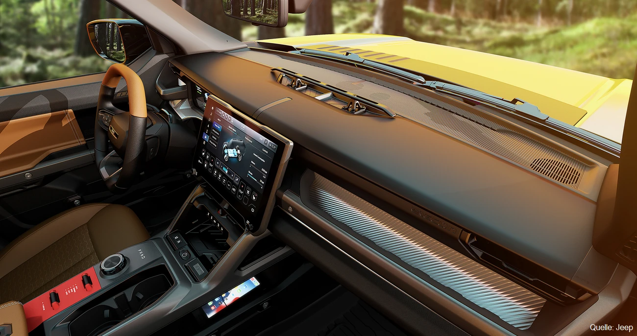 Jeep Recon Erster richtiger Elektro-Geländewagen mit 659 PS Cockpit INSTADRIVE ecarso