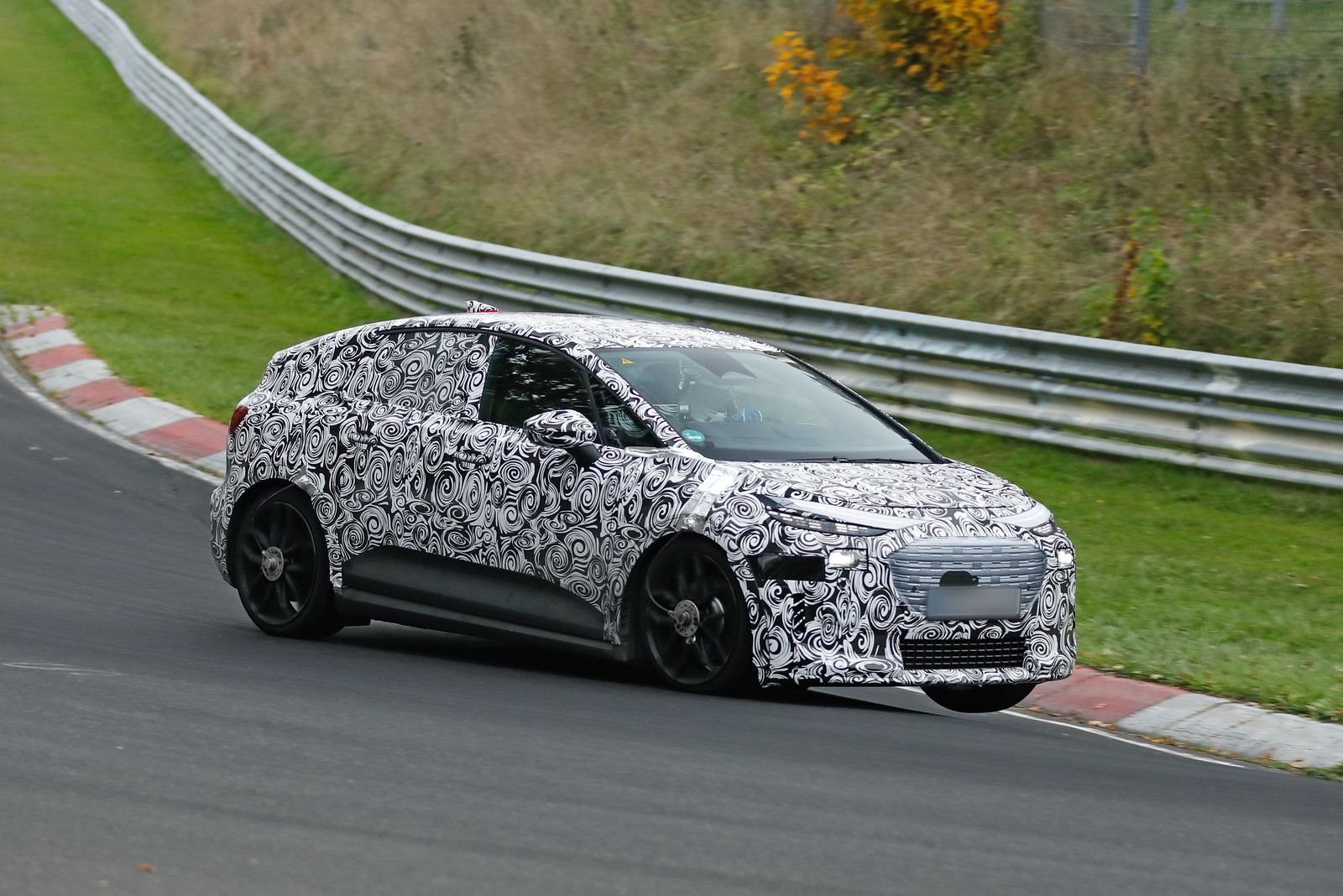 Audi A2 e-tron INSTADRIVE