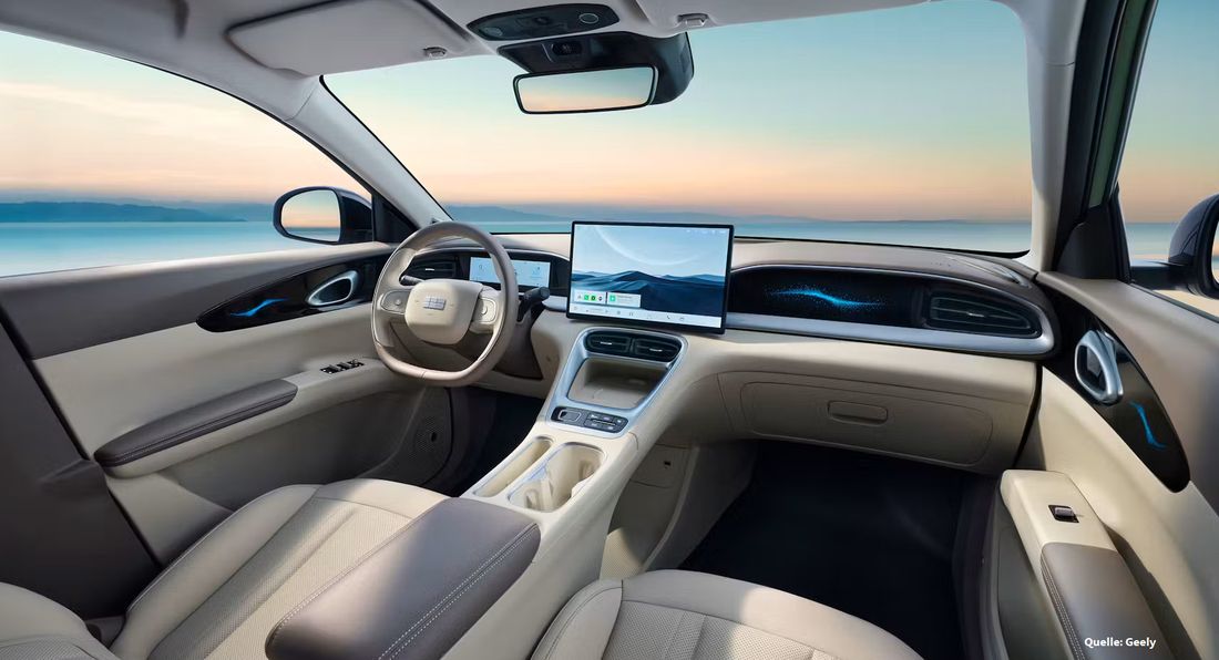 geely e2 Test Cockpit INSTADRIVE ecarso